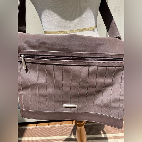 Rare Jaclyn Smith Large Pleather Tote Travel Bag - Picture 4 of 12